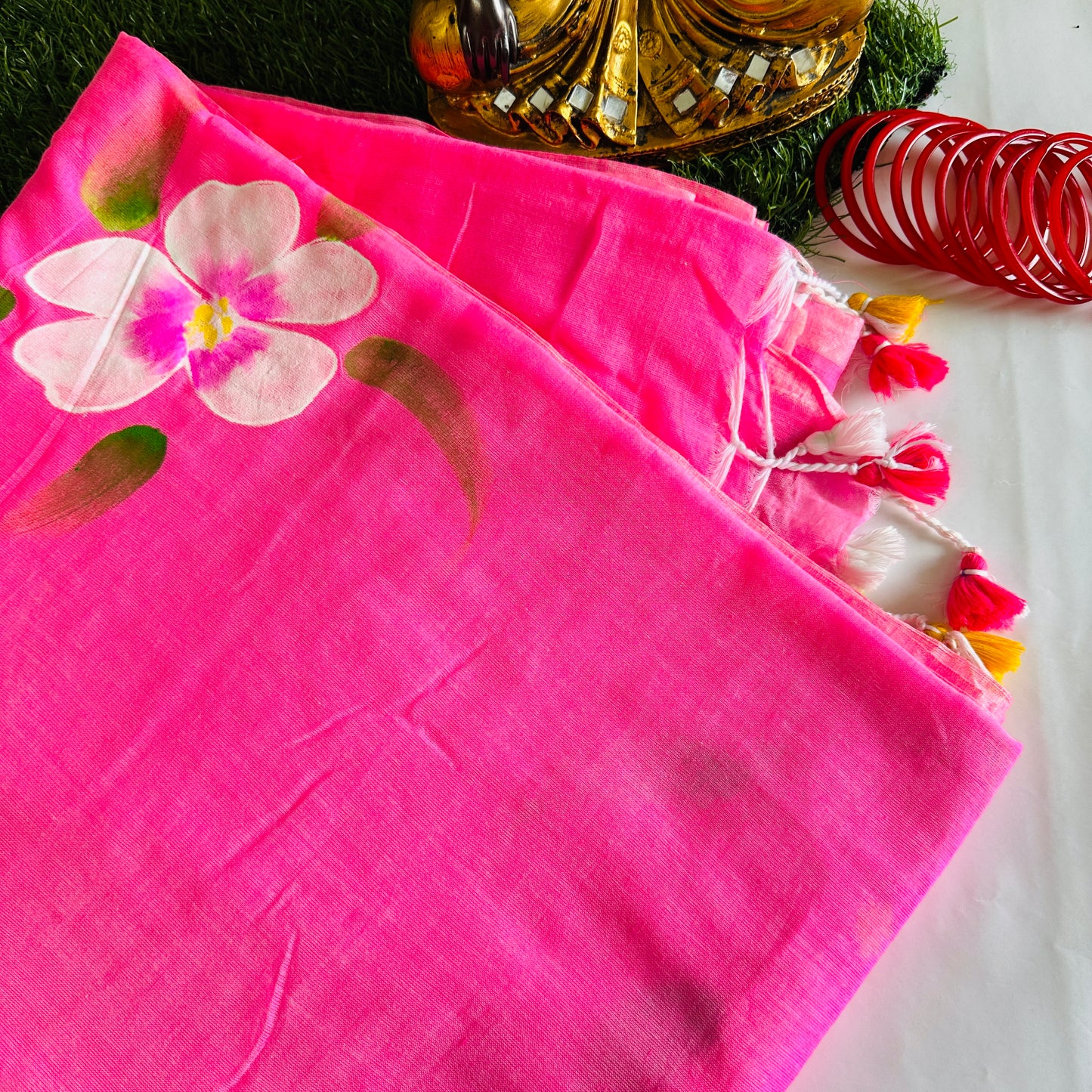 Chitrangini Handpainted Mul Cotton Saree - Khasiyat