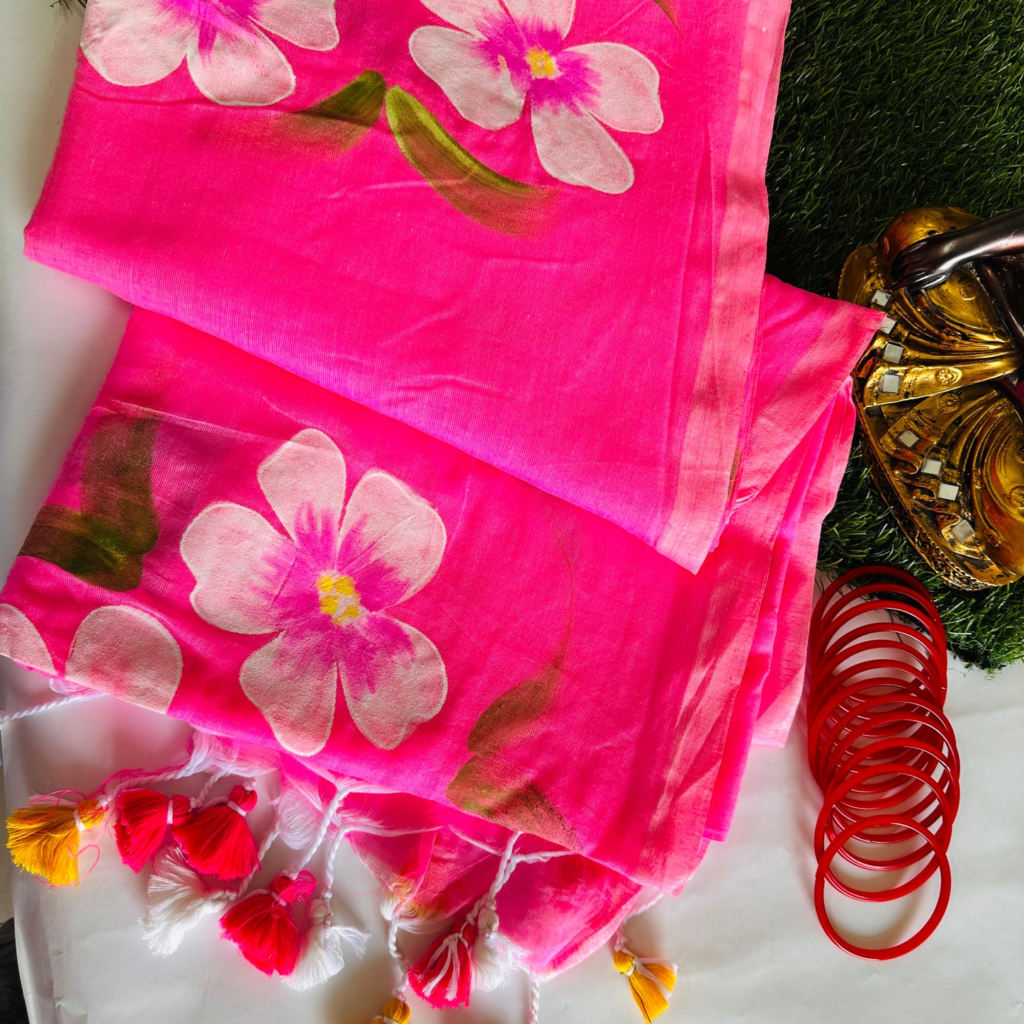Chitrangini Handpainted Mul Cotton Saree - Khasiyat
