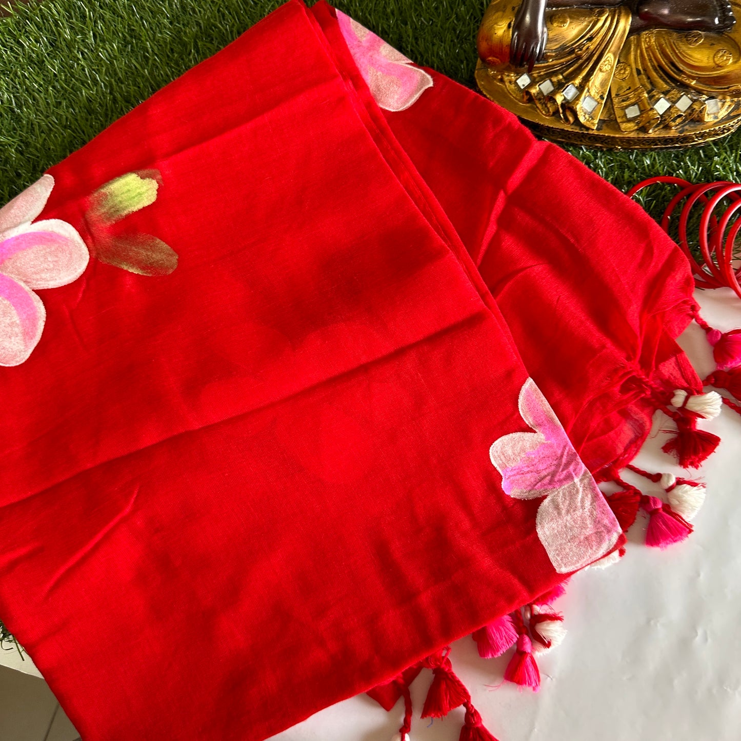 Rangmohini Handpainted Mul Cotton Saree - Khasiyat
