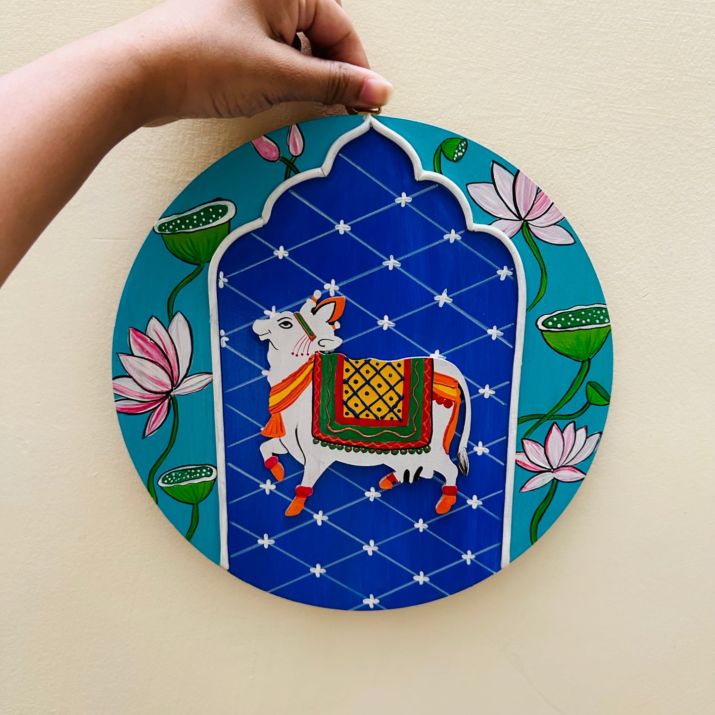 Pichwai Cow Wall Plate - Khasiyat