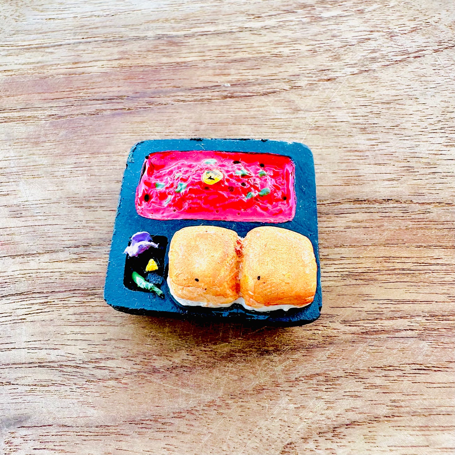 Pav Bhaji Fridge Magnet - Khasiyat