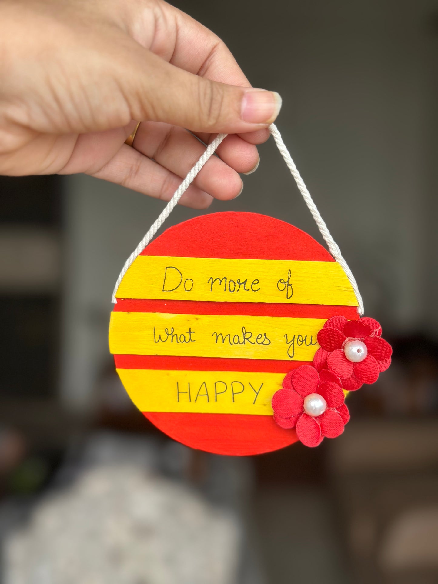 Happy wall hanging - Khasiyat