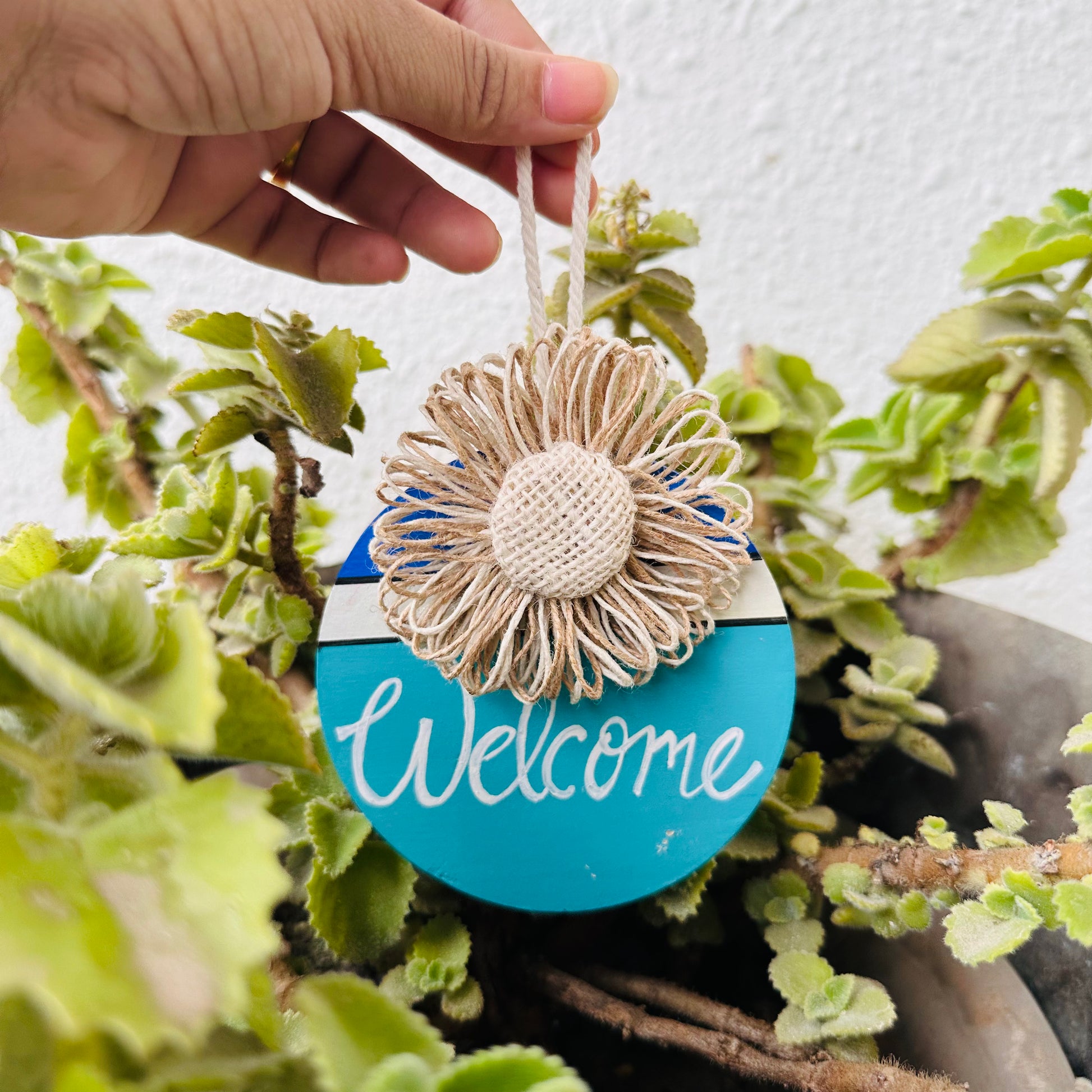 Welcome hanging - Khasiyat