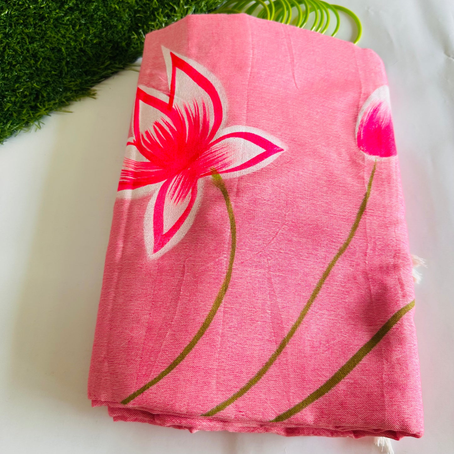 Gulaabi Padma- Handpainted Khadi Cotton Saree - Khasiyat