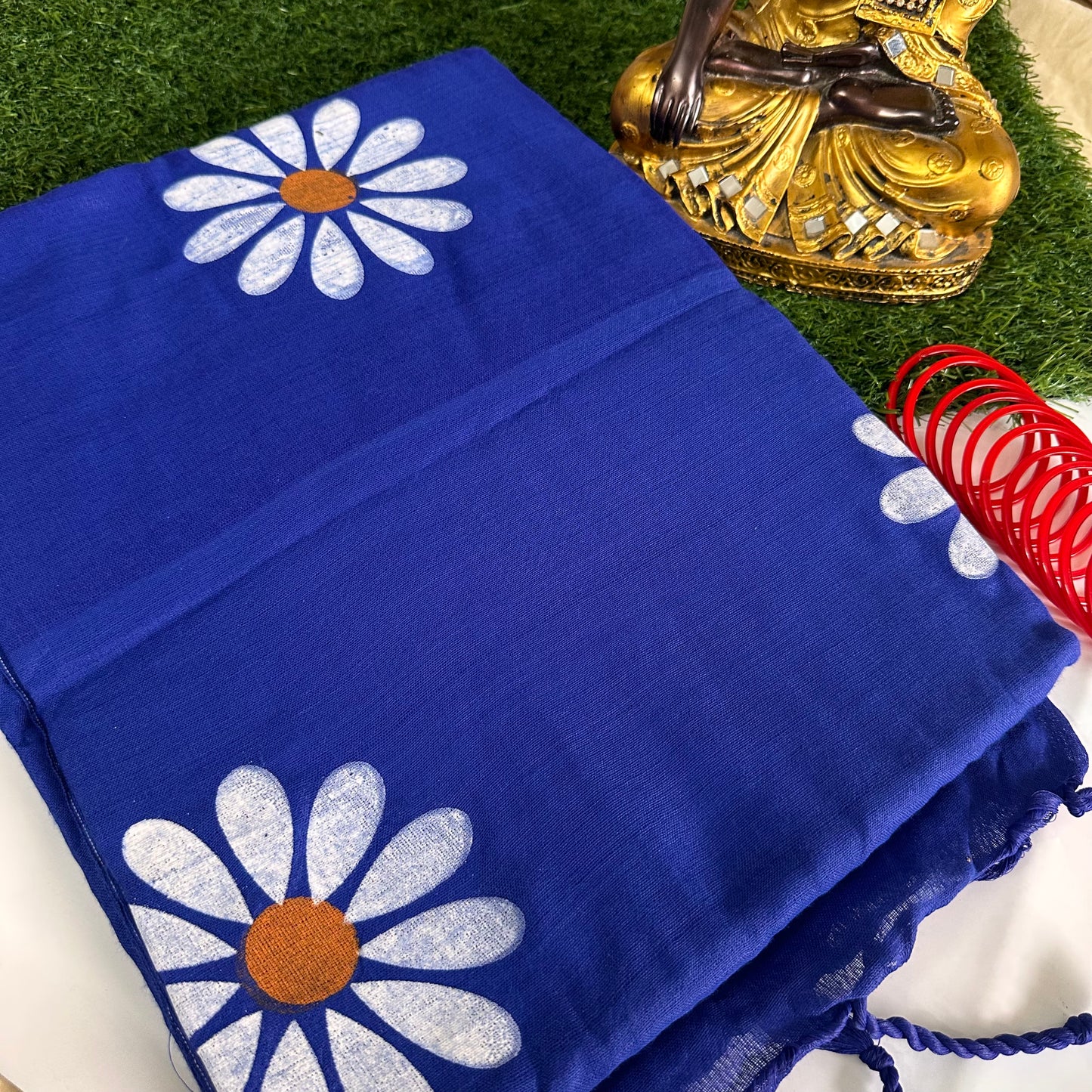 Neel Tara- Handpainted Saree