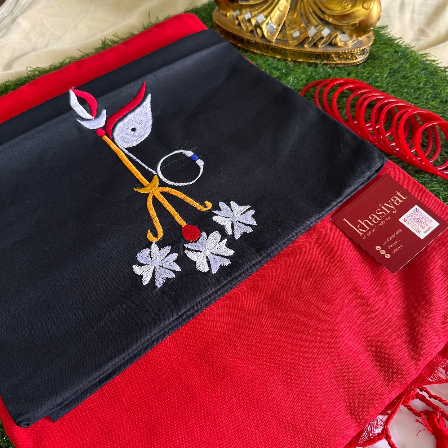 Shakti Bloom Handloom Khadi Cotton Saree - Khasiyat