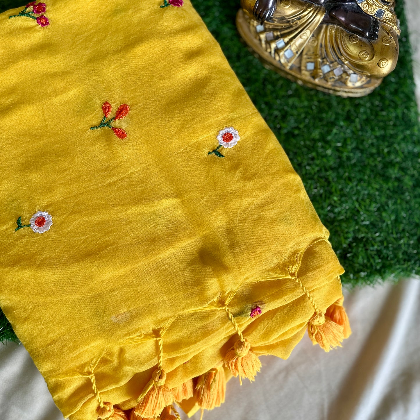Sunshine Bloom – Hand-Embroidered Yellow Cotton Saree - Khasiyat
