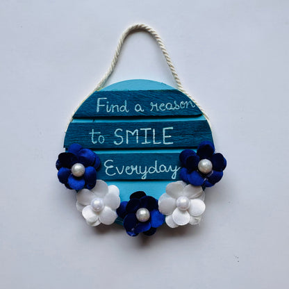 Smile hanging - Khasiyat