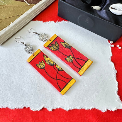 Shringaarika Handpainted earring - Khasiyat