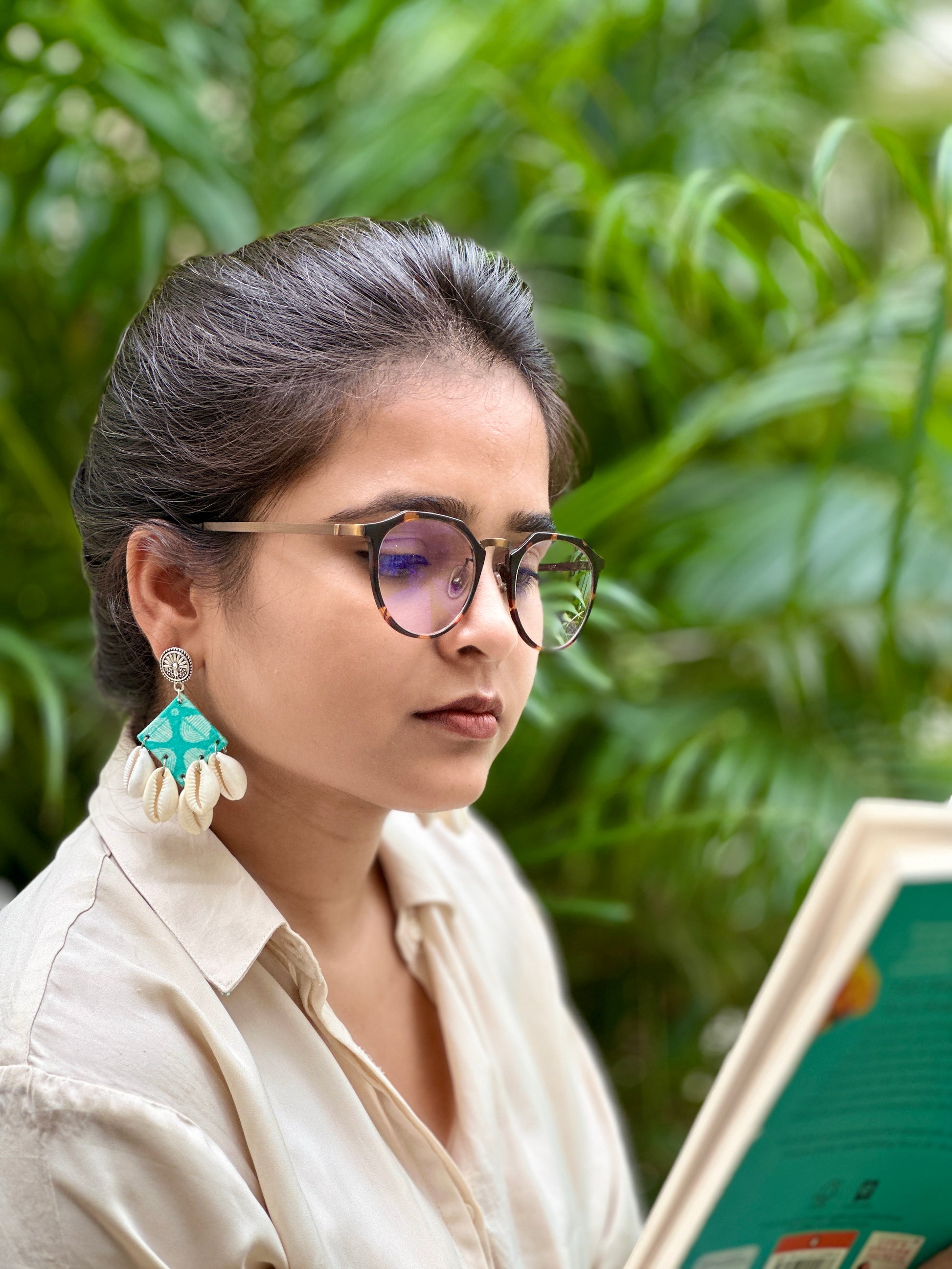 Tribal Shell Statement Earring - Khasiyat